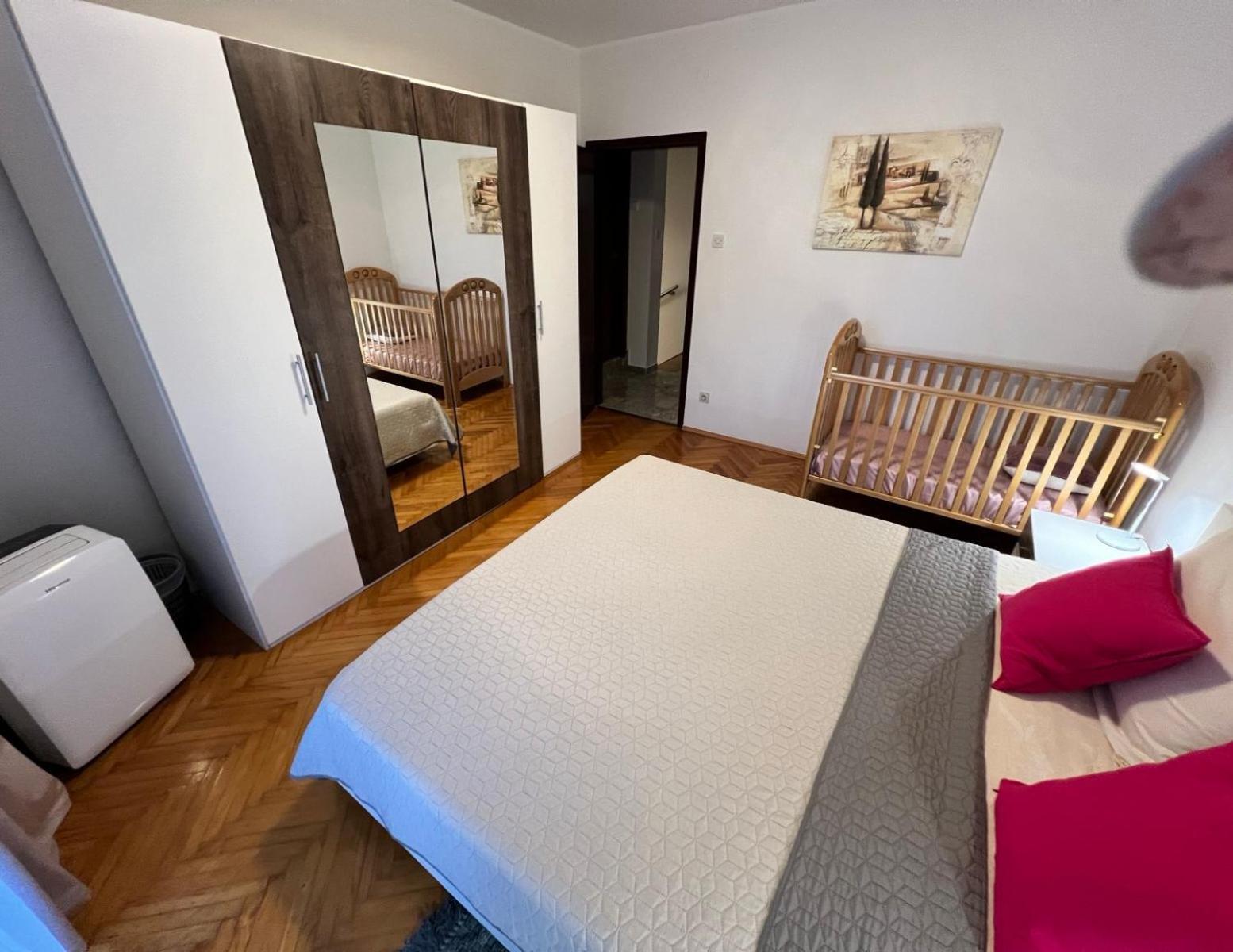 Apartment Tigo - 2 Bedrooms, 2 Bathrooms, Terrace And Big Garden فاجانا المظهر الخارجي الصورة